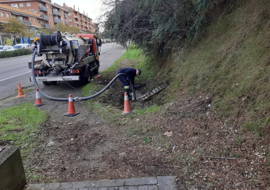 Claveguerams, embornals i reixetes pluvials